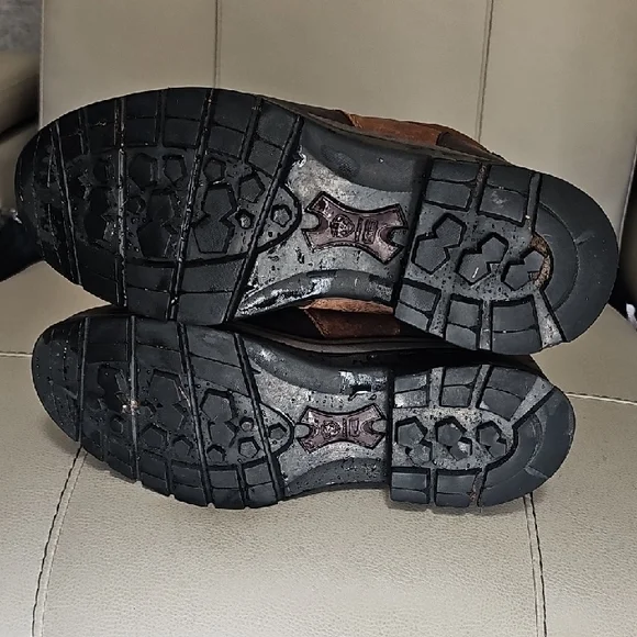 Ariat Brown Leather Boots with Insulation - Picture 6 of 6